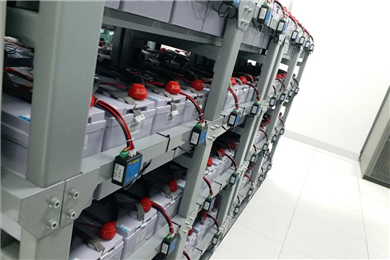 兰州铁路某机房电池监控系统